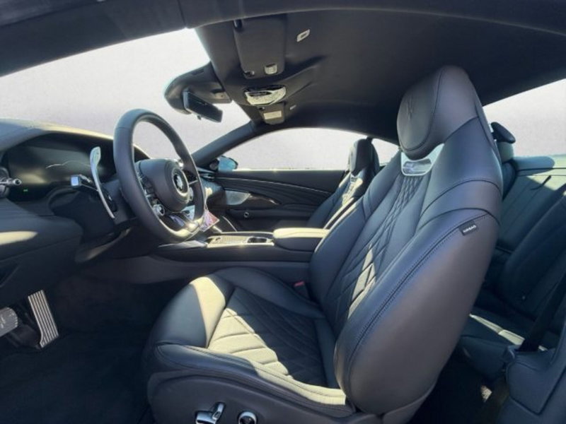 Maserati Granturismo usata a Udine (8)