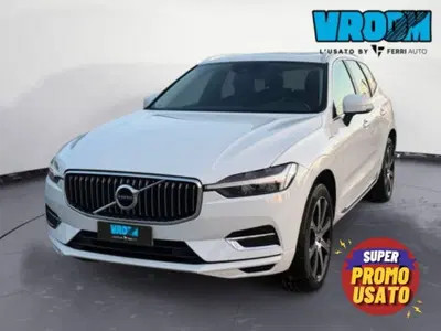 Volvo XC60 T6 Recharge AWD Plug-in Hybrid Inscription Expression del 2021 usata a Tavagnacco