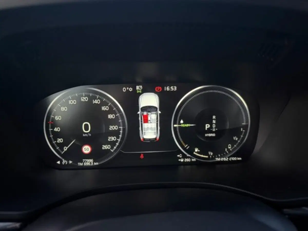 Volvo XC60 usata a Udine (12)