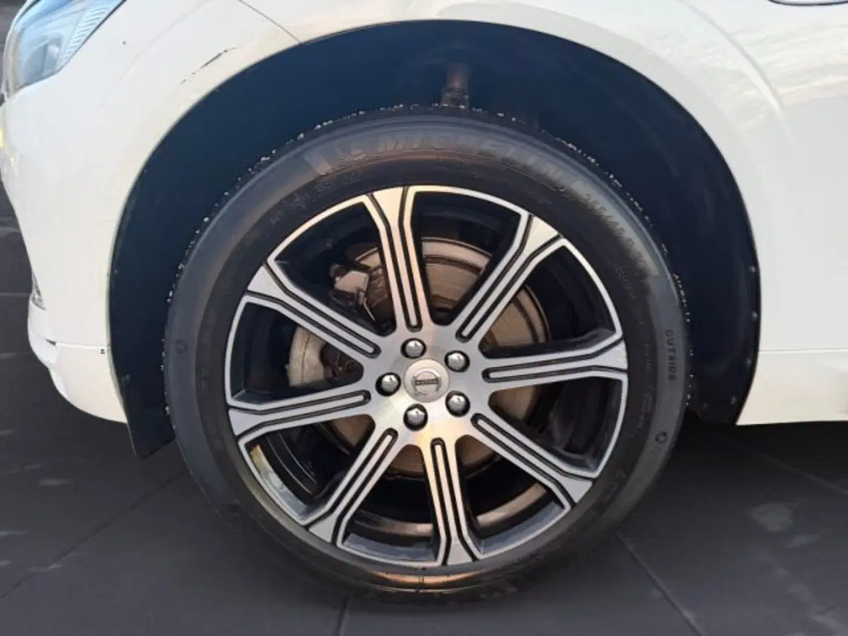 Volvo XC60 usata a Udine (14)