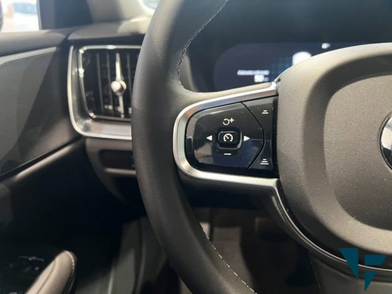 Volvo V60 usata a Udine (10)