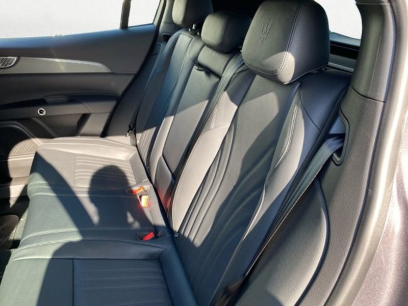 Maserati Grecale nuova a Udine (12)