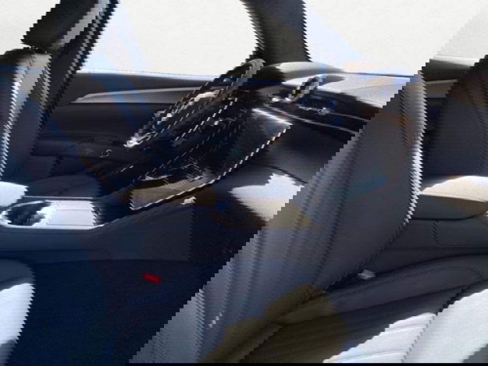 Maserati Grecale nuova a Udine (14)