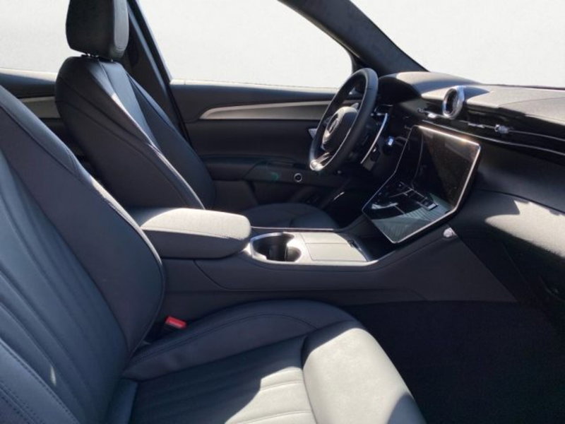 Maserati Grecale nuova a Udine (14)