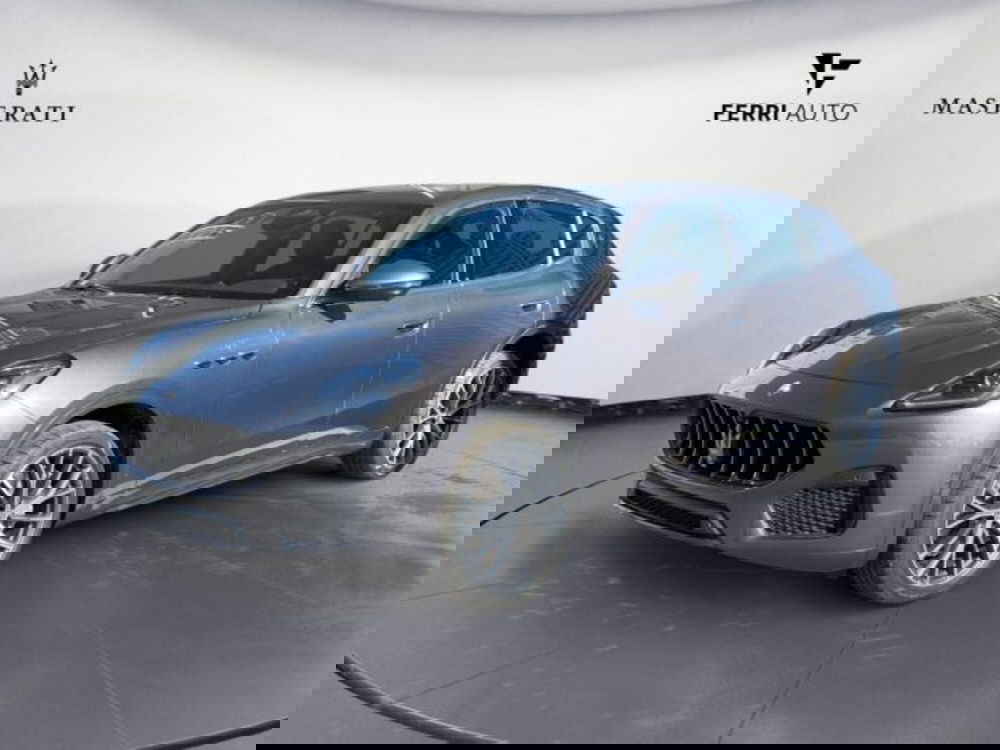 Maserati Grecale nuova a Udine (2)