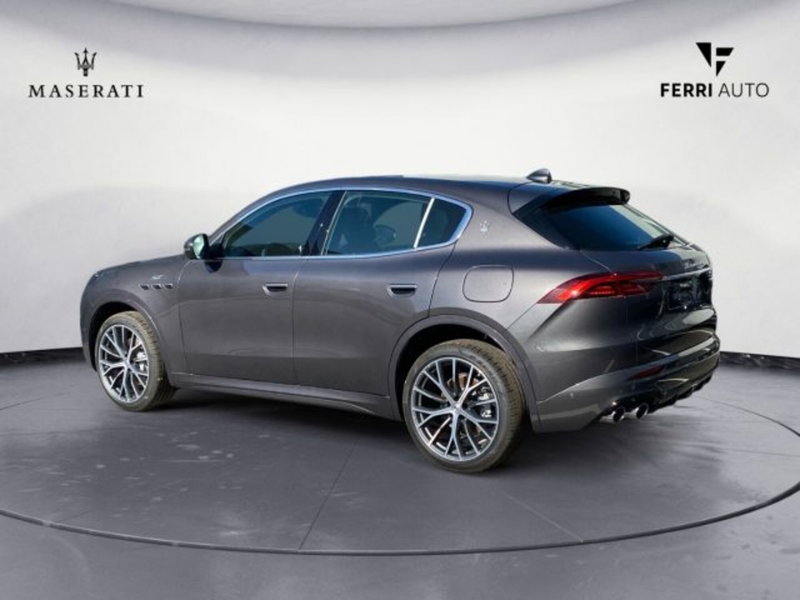 Maserati Grecale nuova a Udine (3)