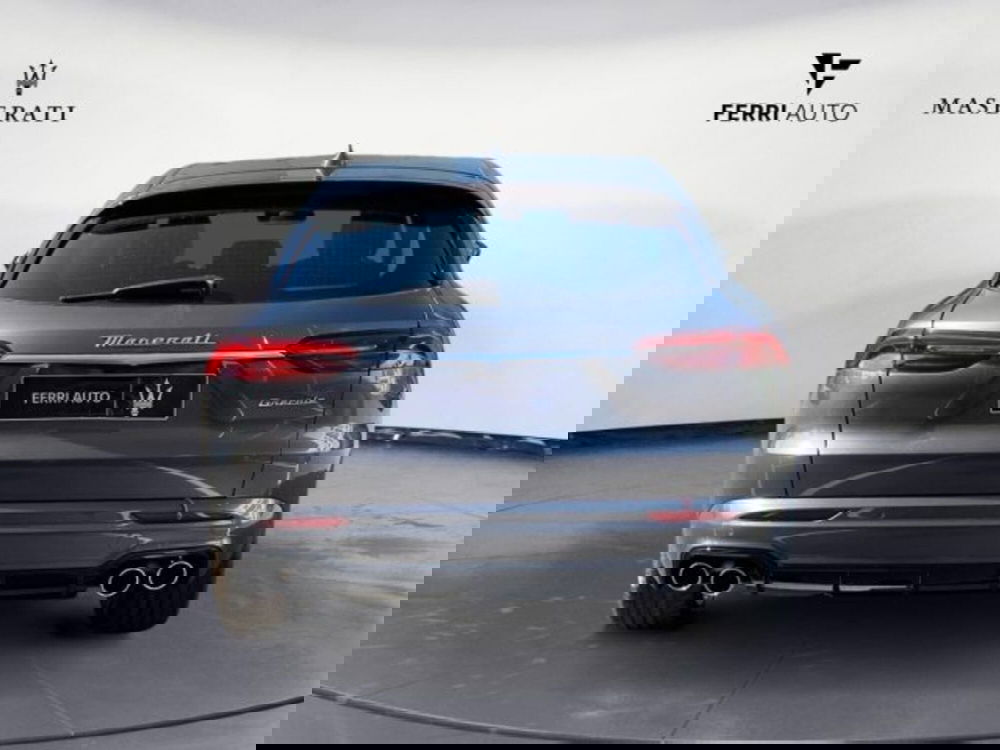 Maserati Grecale nuova a Udine (4)