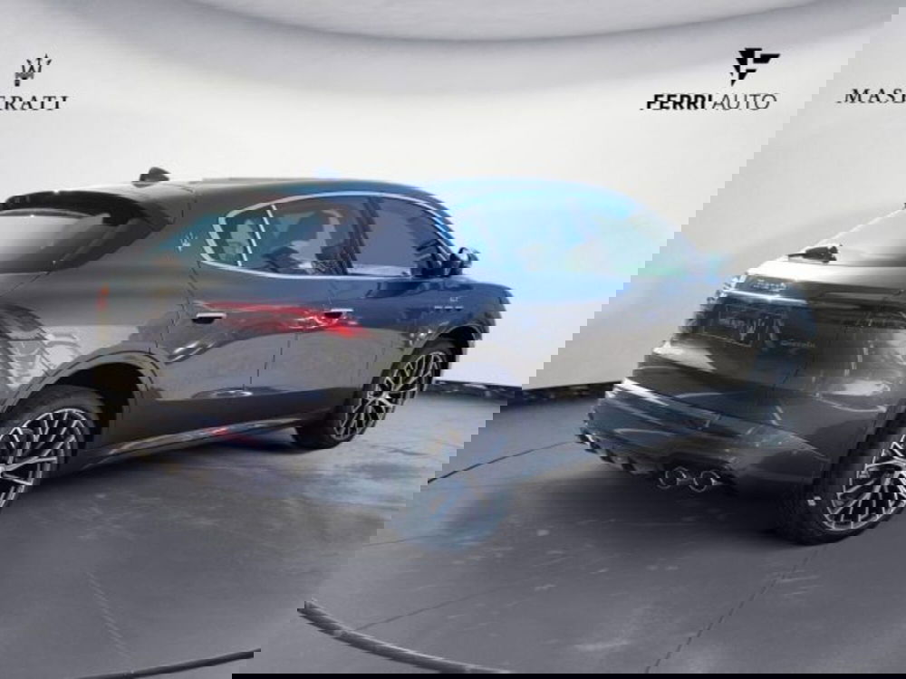 Maserati Grecale nuova a Udine (5)