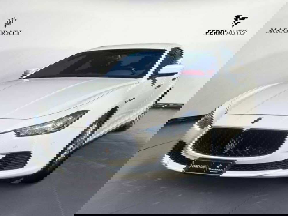 Maserati Ghibli usata a Udine (2)