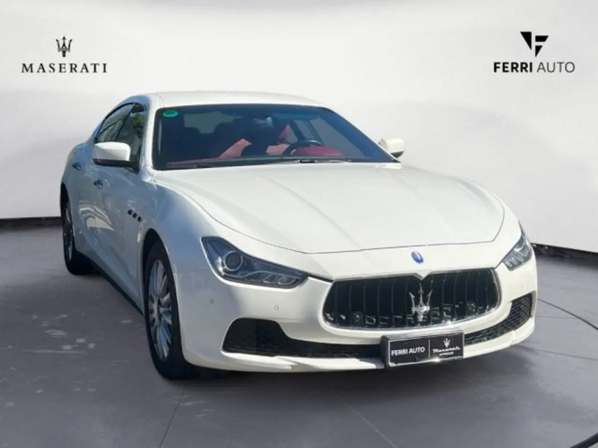 Maserati Ghibli usata a Udine (3)