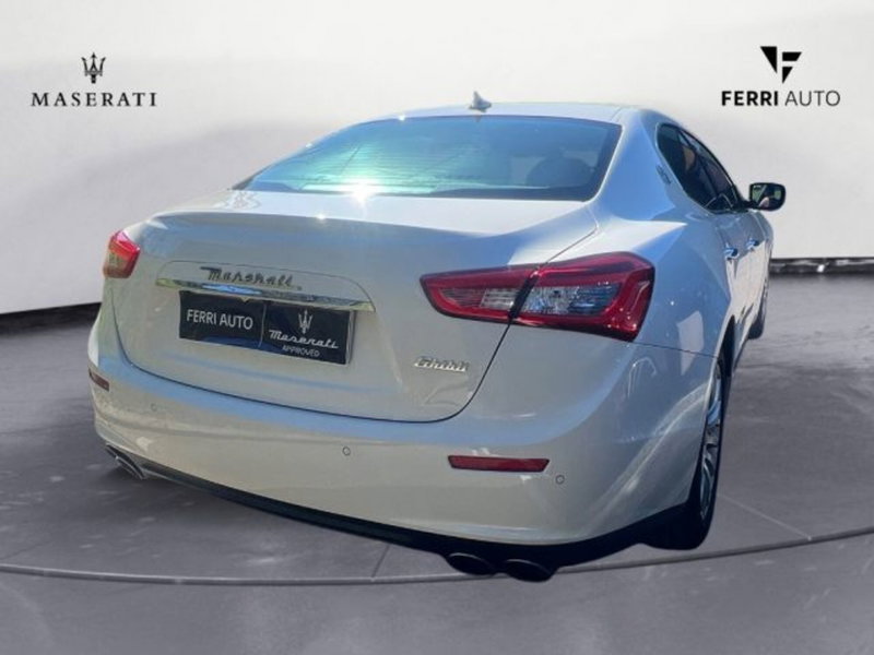 Maserati Ghibli usata a Udine (5)