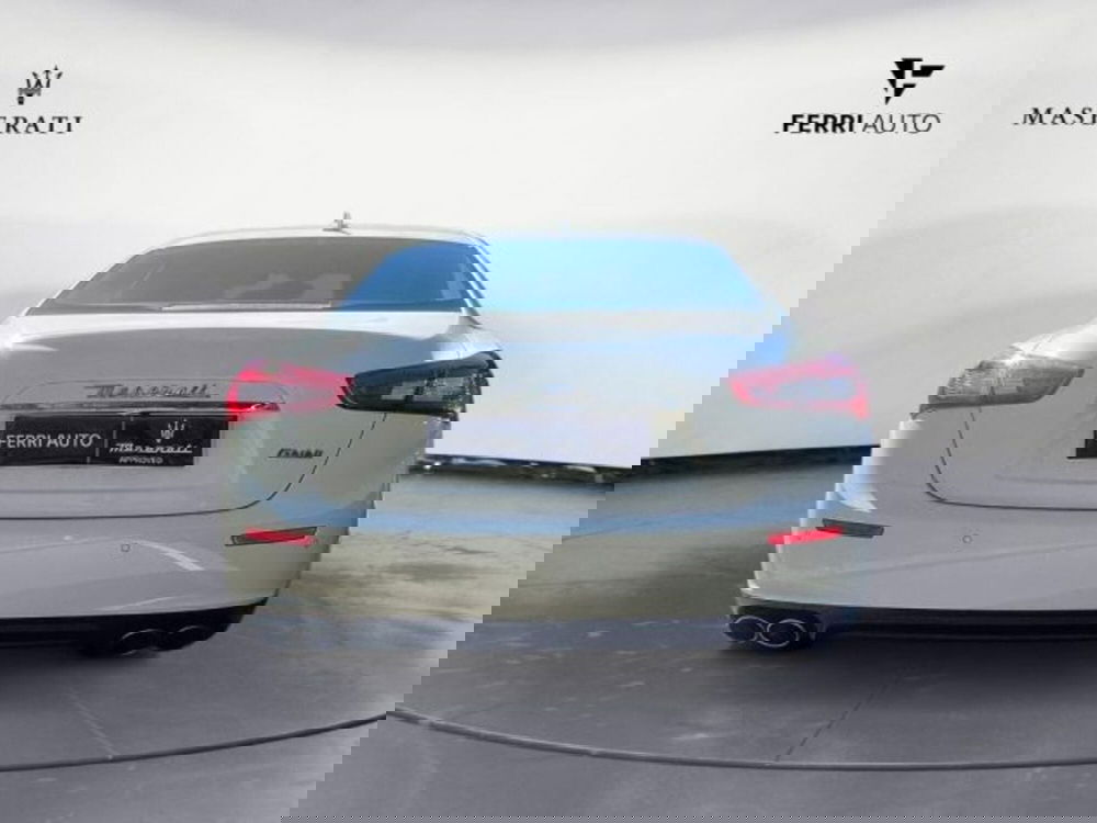 Maserati Ghibli usata a Udine (6)