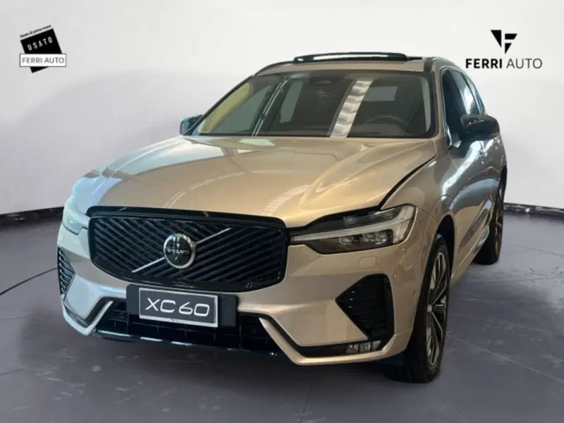 Volvo XC60 nuova a Udine