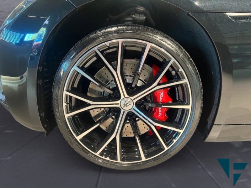 Maserati Granturismo nuova a Udine (17)