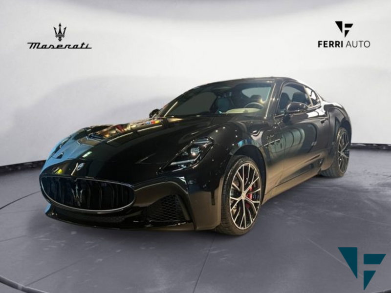 Maserati Granturismo nuova a Udine (2)