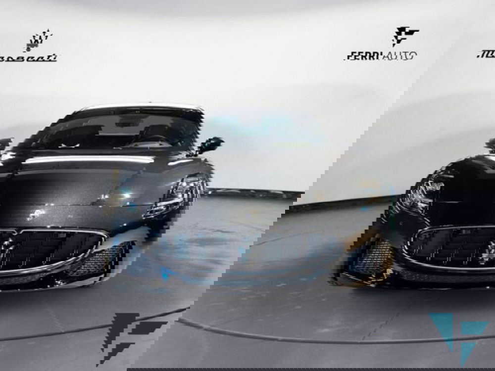 Maserati Granturismo nuova a Udine (3)