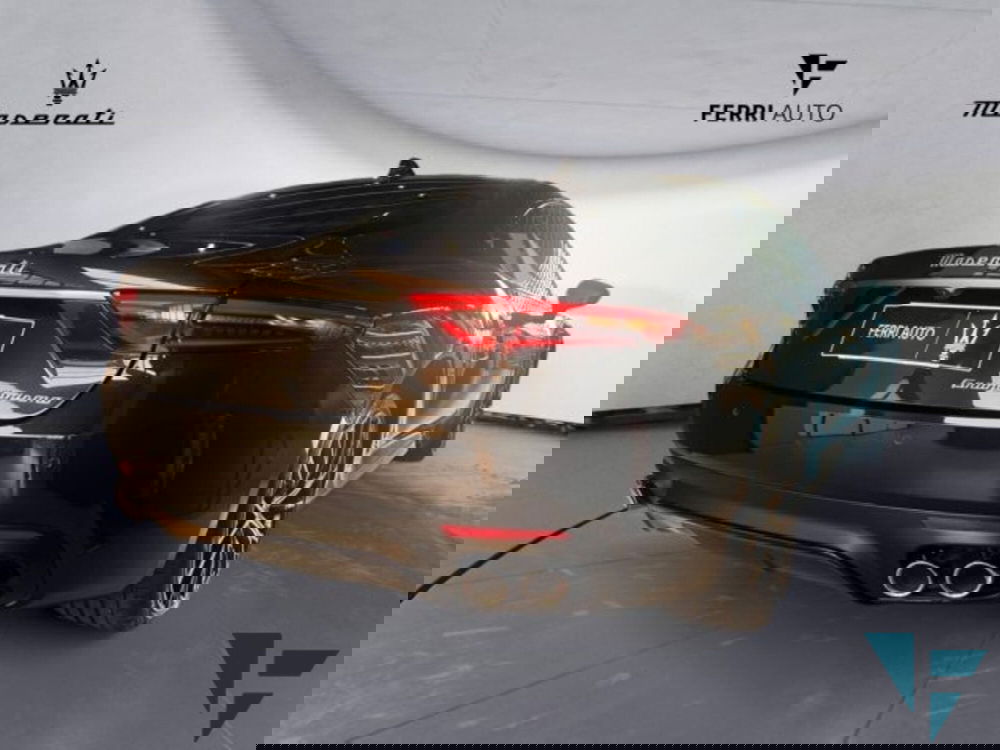 Maserati Granturismo nuova a Udine (5)