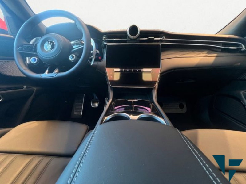 Maserati Grecale usata a Udine (10)