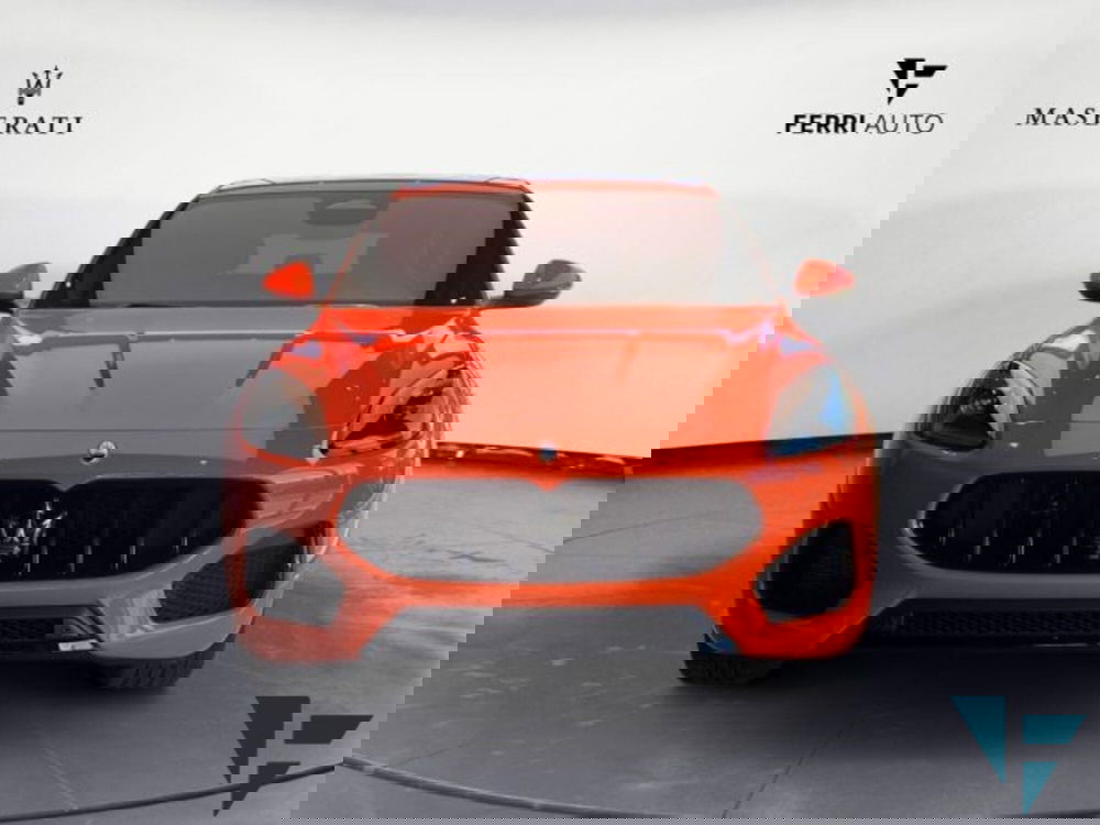 Maserati Grecale nuova a Udine (3)