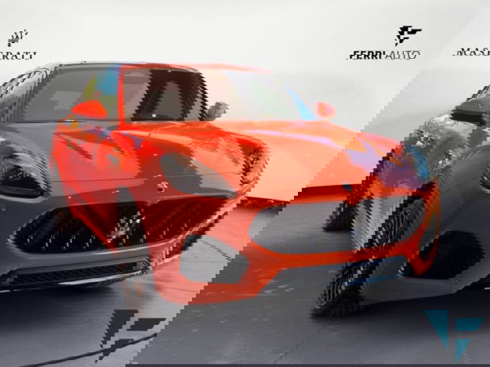 Maserati Grecale nuova a Udine (4)