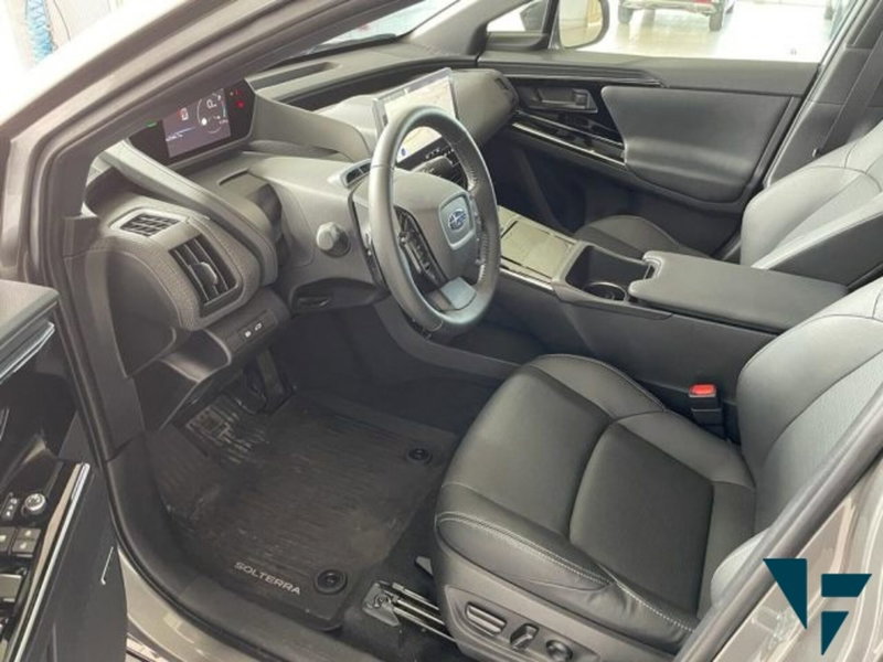 Subaru Solterra usata a Udine (8)