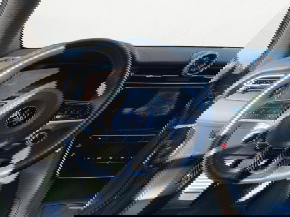 Maserati Grecale usata a Udine (11)