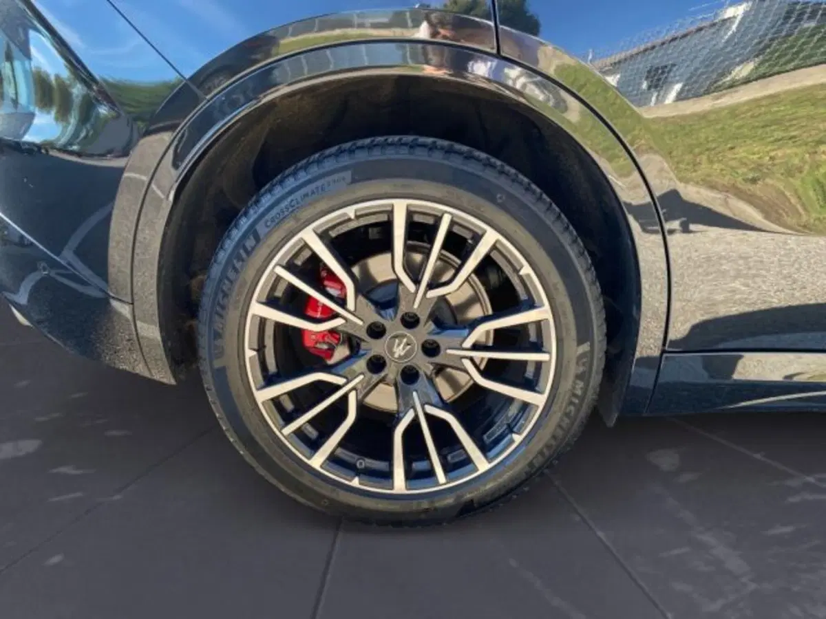 Maserati Grecale usata a Udine (11)