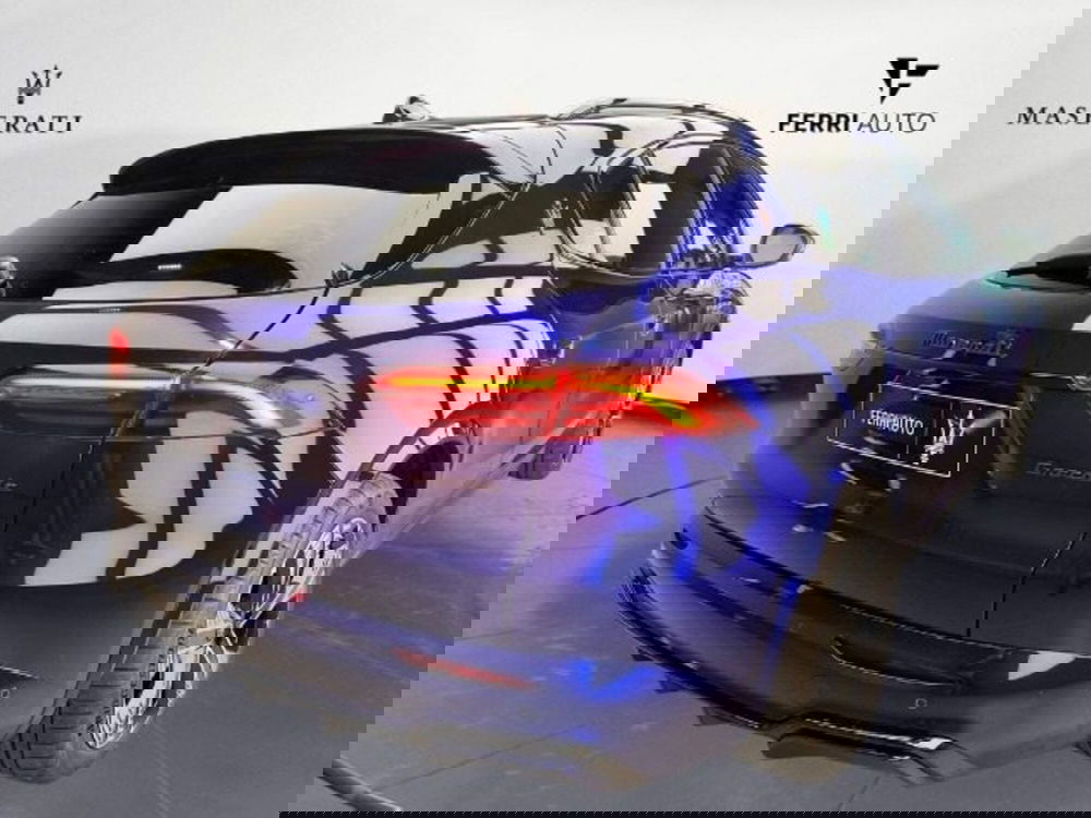 Maserati Grecale nuova a Udine (5)