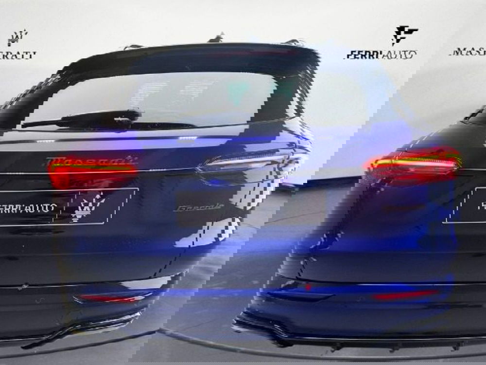 Maserati Grecale nuova a Udine (6)