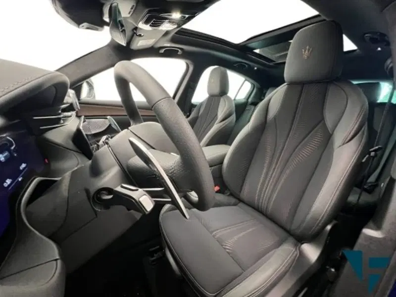 Maserati Grecale nuova a Udine (8)