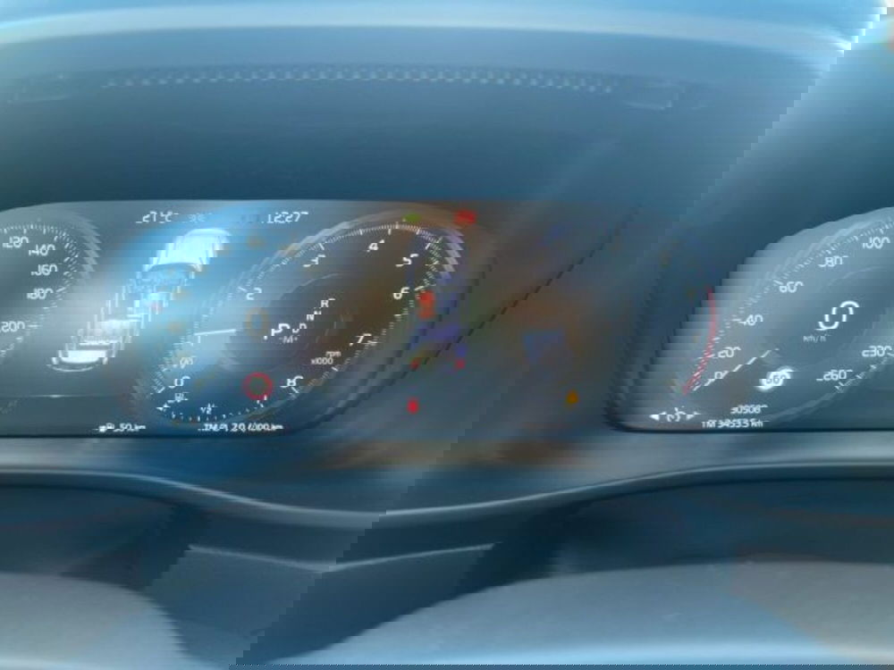 Volvo XC40 usata a Udine (11)