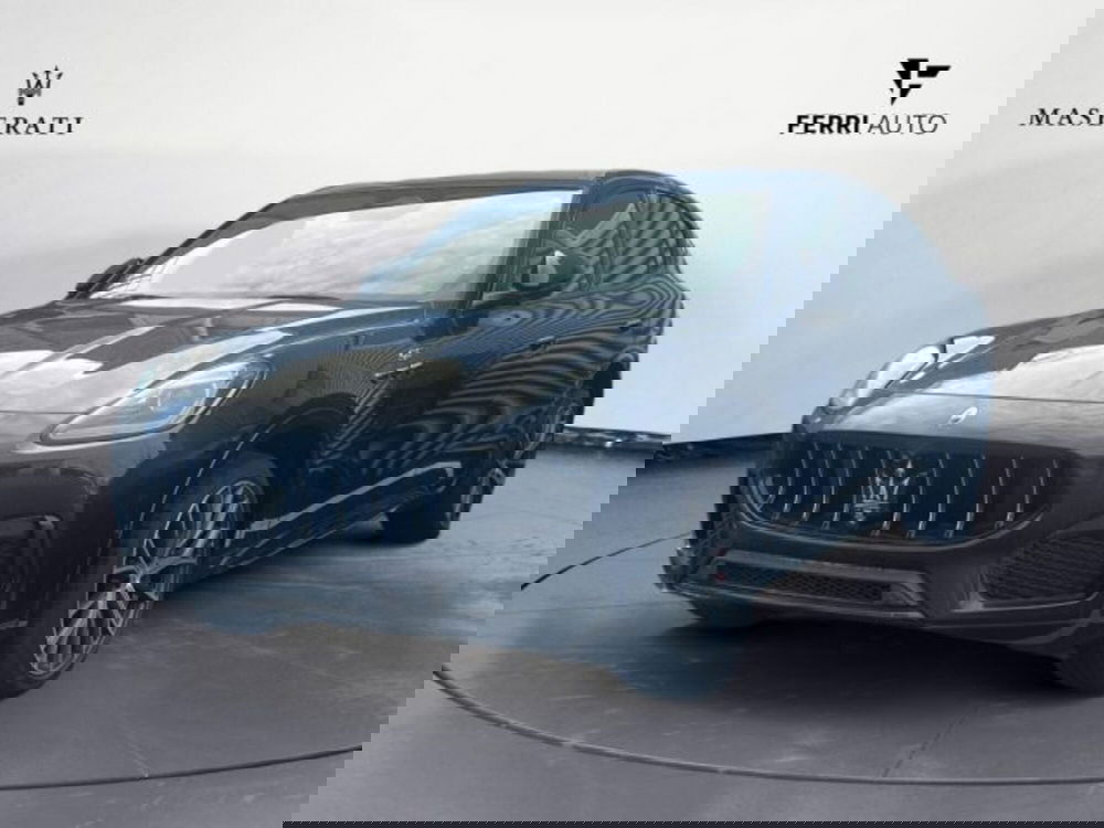 Maserati Grecale nuova a Udine (2)