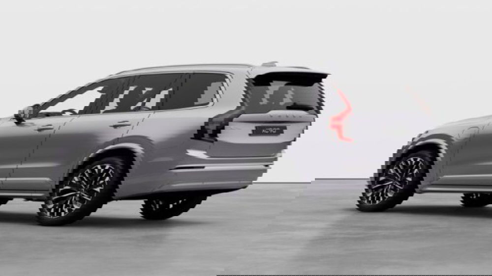 Volvo XC90 nuova a Udine (2)