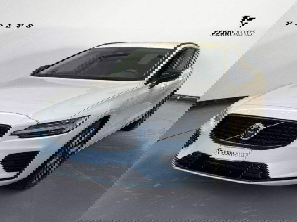 Volvo V60 nuova a Udine