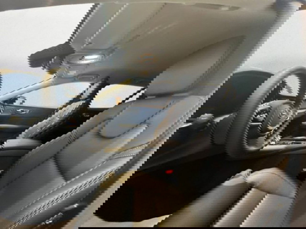 Volvo V60 nuova a Udine (6)