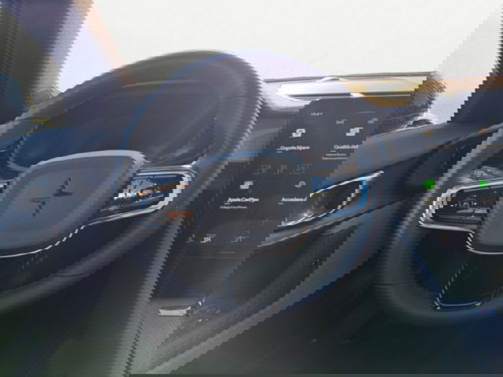 Polestar Polestar 2 nuova a Udine (10)