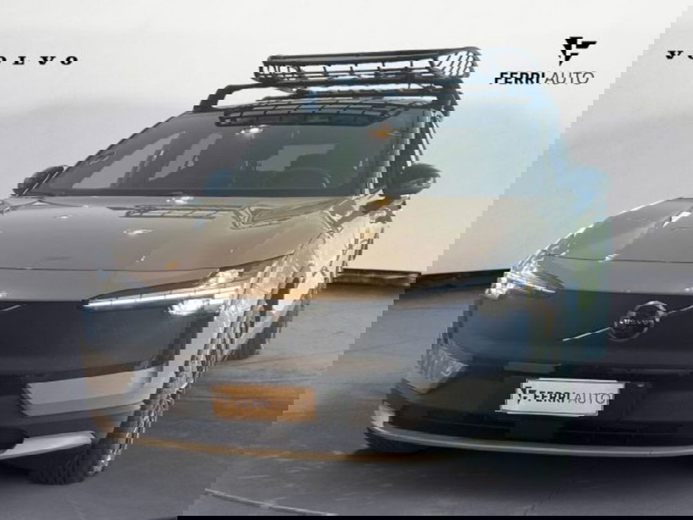 Volvo EX30 Cross Country nuova a Udine