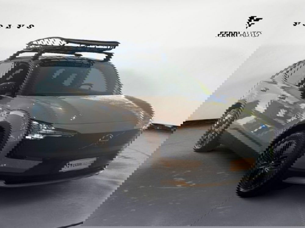 Volvo EX30 Cross Country nuova a Udine (3)