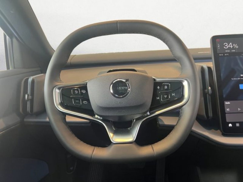 Volvo EX30 Cross Country nuova a Udine (8)