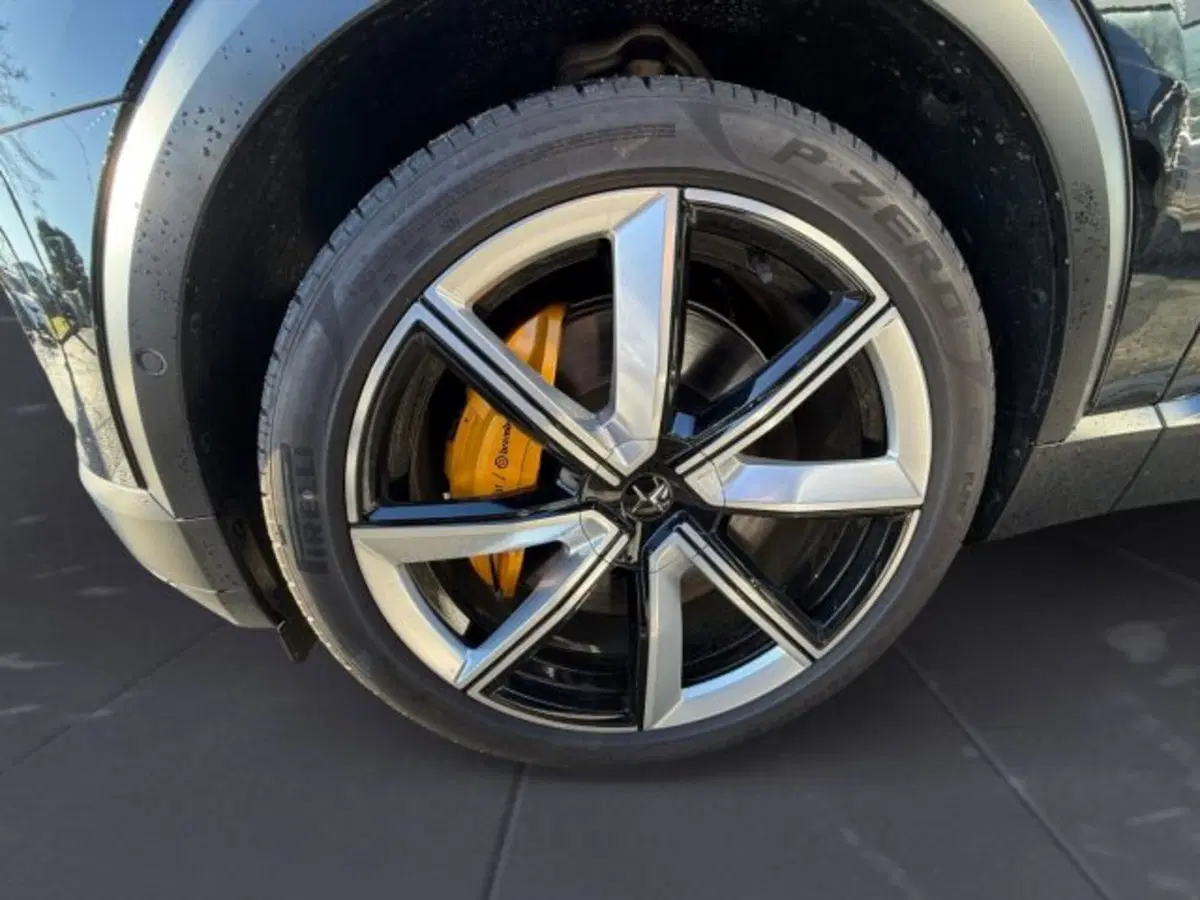 Polestar Polestar 3 nuova a Udine (13)