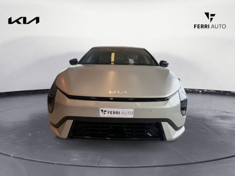Kia EV4 nuova a Udine (2)