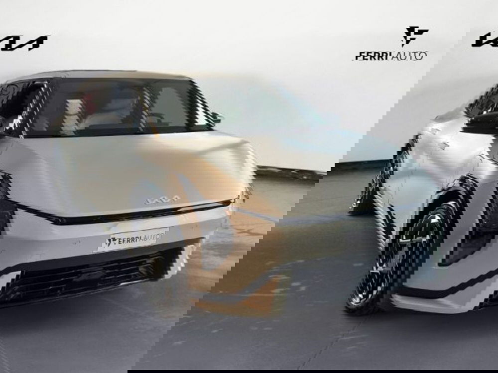 Kia EV4 nuova a Udine (3)