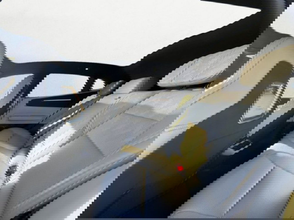 Polestar Polestar 4 nuova a Udine (7)