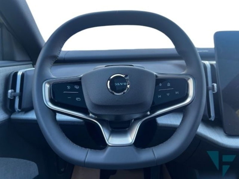 Volvo EX30 usata a Udine (10)