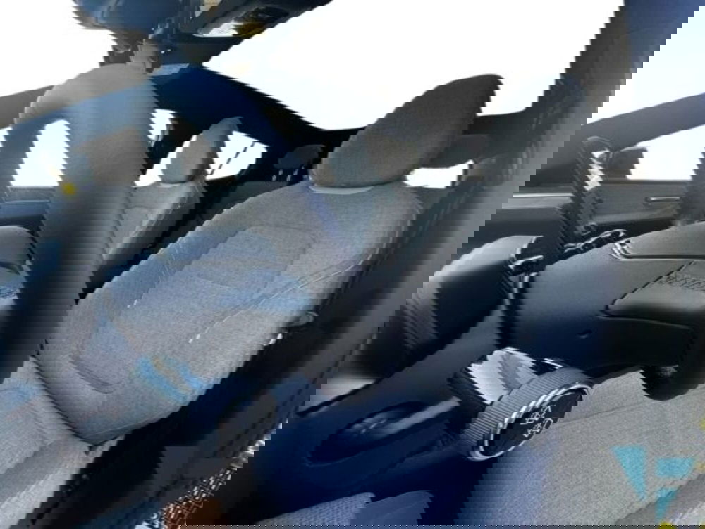 Volvo EX30 usata a Udine (8)