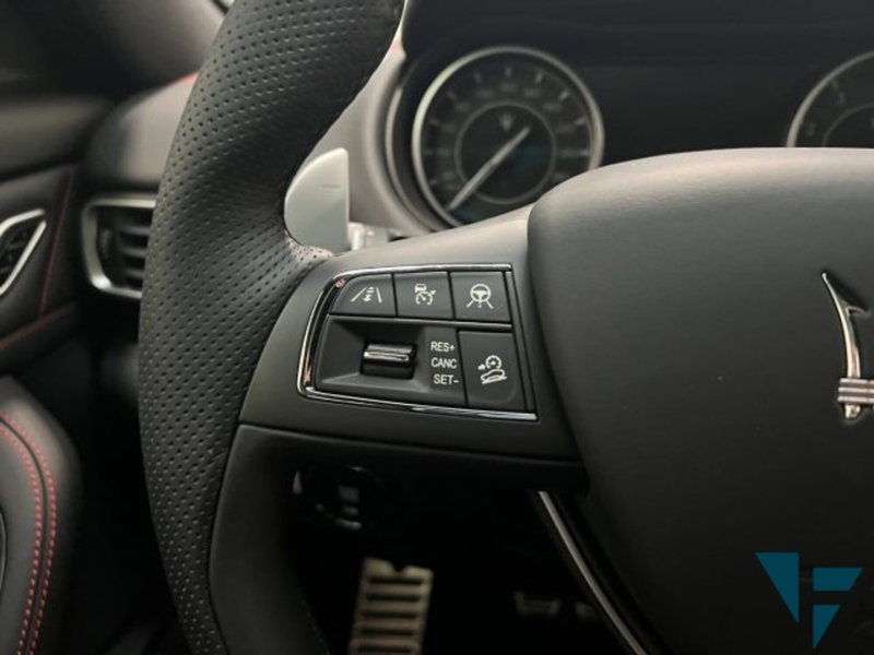 Maserati Levante usata a Udine (10)