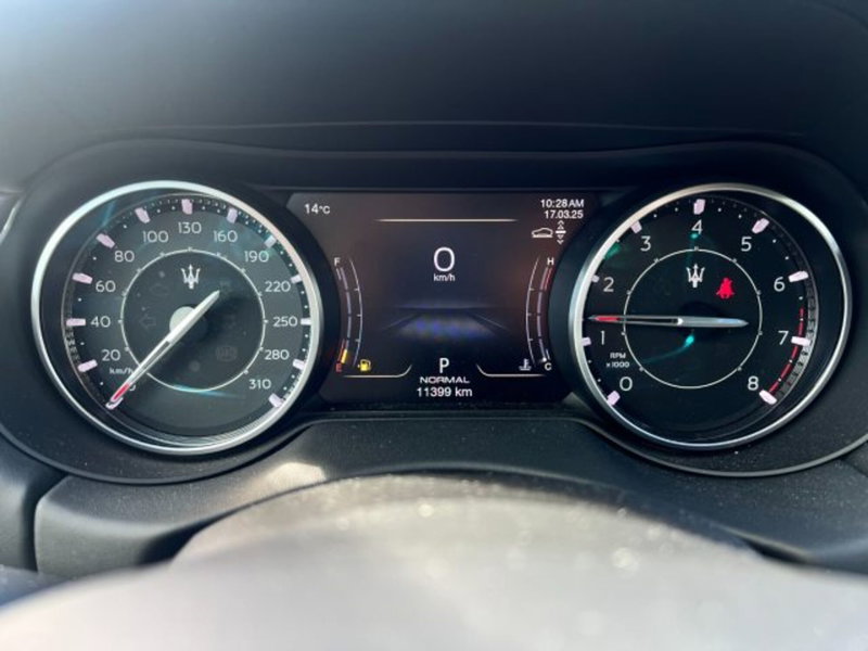 Maserati Levante usata a Udine (13)