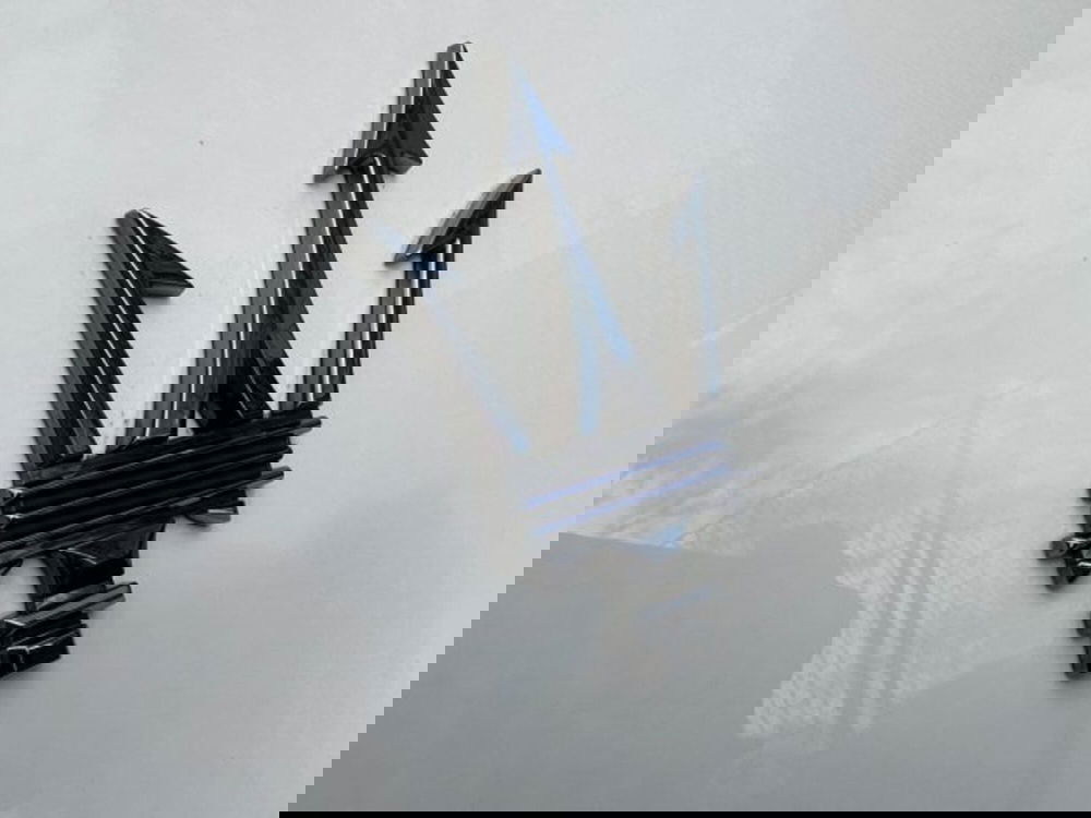 Maserati Levante usata a Udine (17)