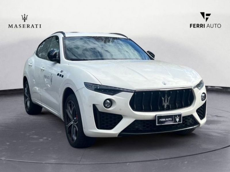 Maserati Levante usata a Udine (4)