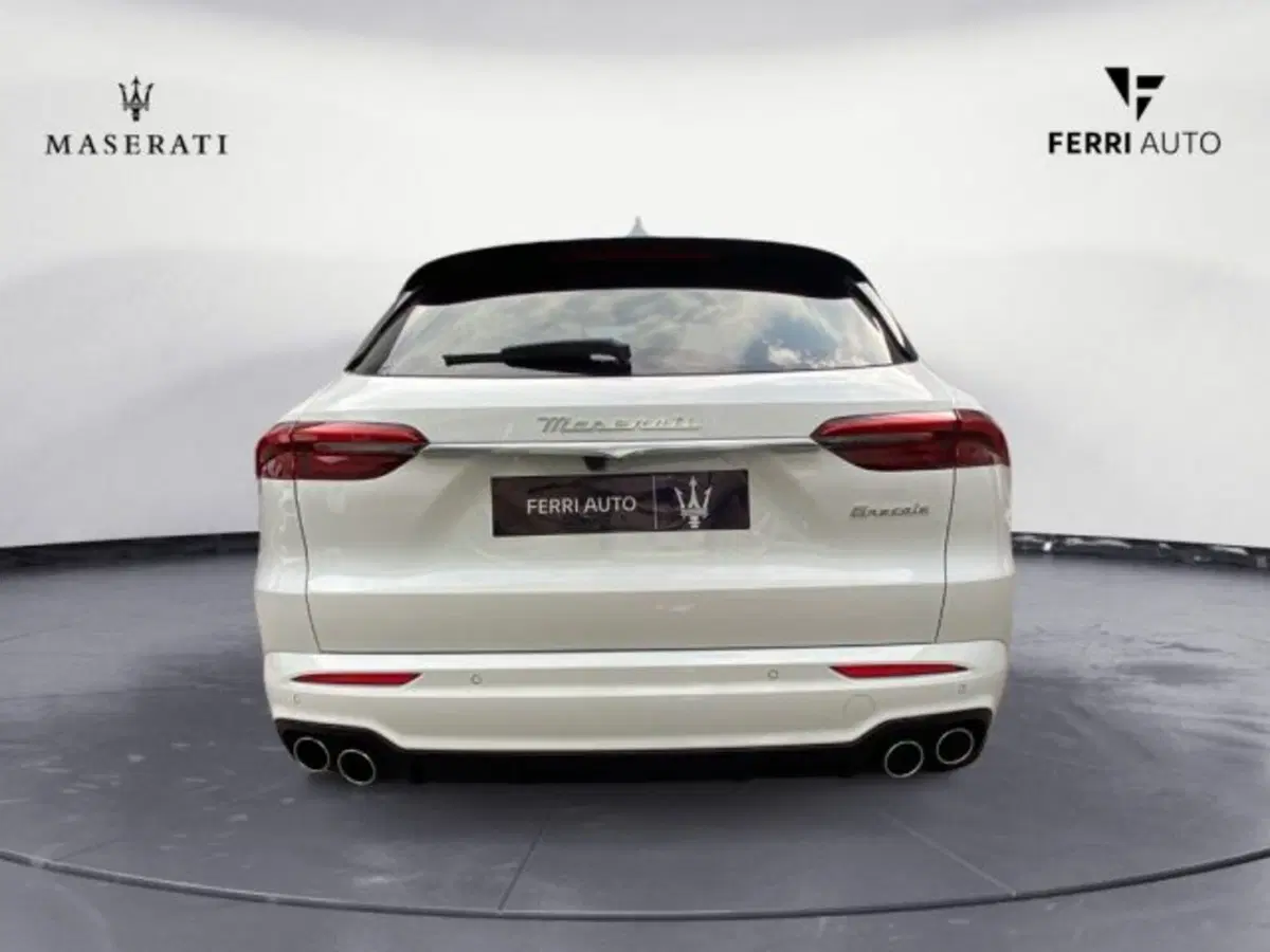 Maserati Grecale nuova a Udine (6)